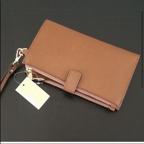 Michael Kors Jet Set Travel Dbl Zip Wristlet - Picture 3 of 6